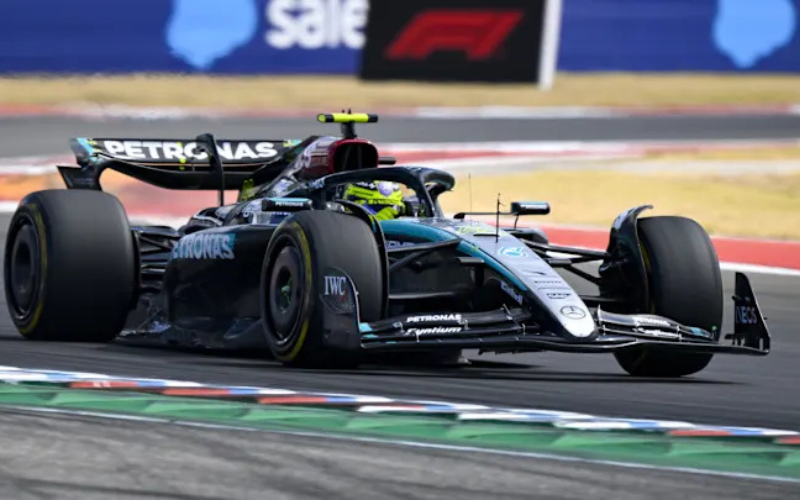 Lewis Hamilton Fuera del Gran Premio de Estados Unidos: Un Revés Inesperado para el Piloto de Mercedes